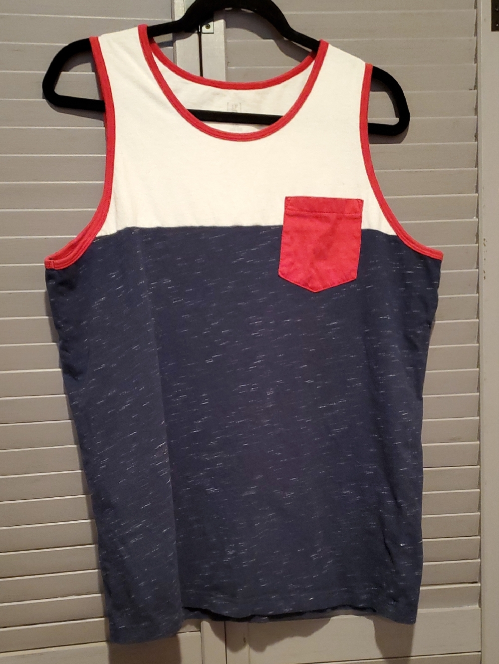 George Colorblock Tank Top with Red Trim and Pocket Size L